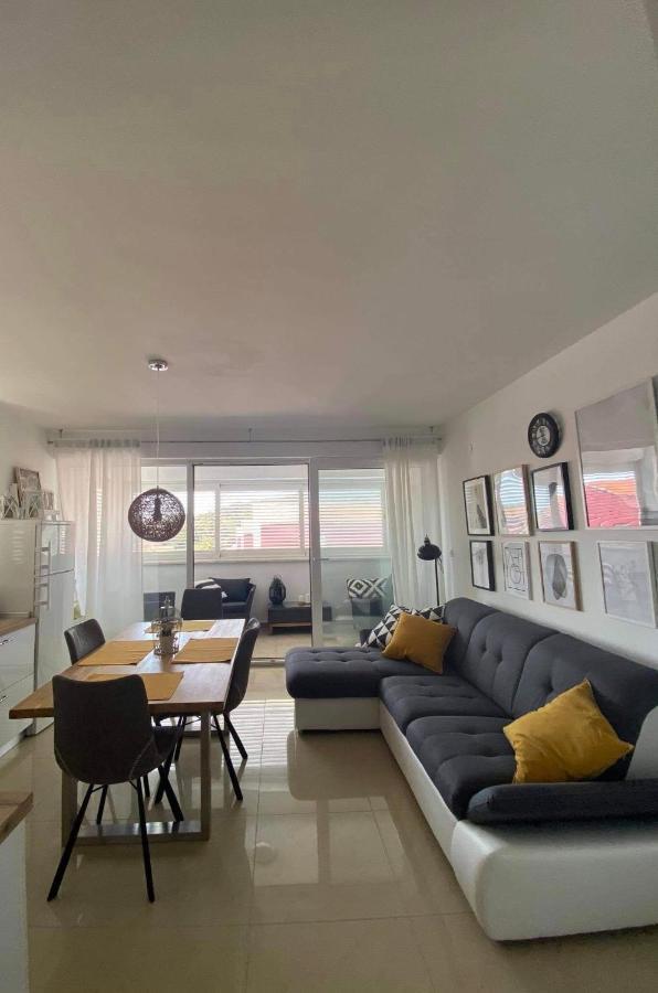 Vila Palit 497 D Apartment E Exterior photo